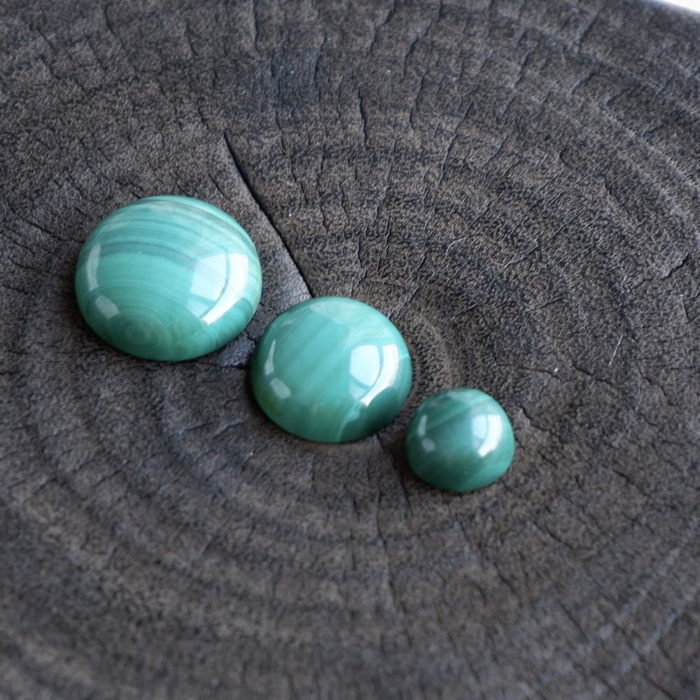 Natural stone malachite for jewelry making