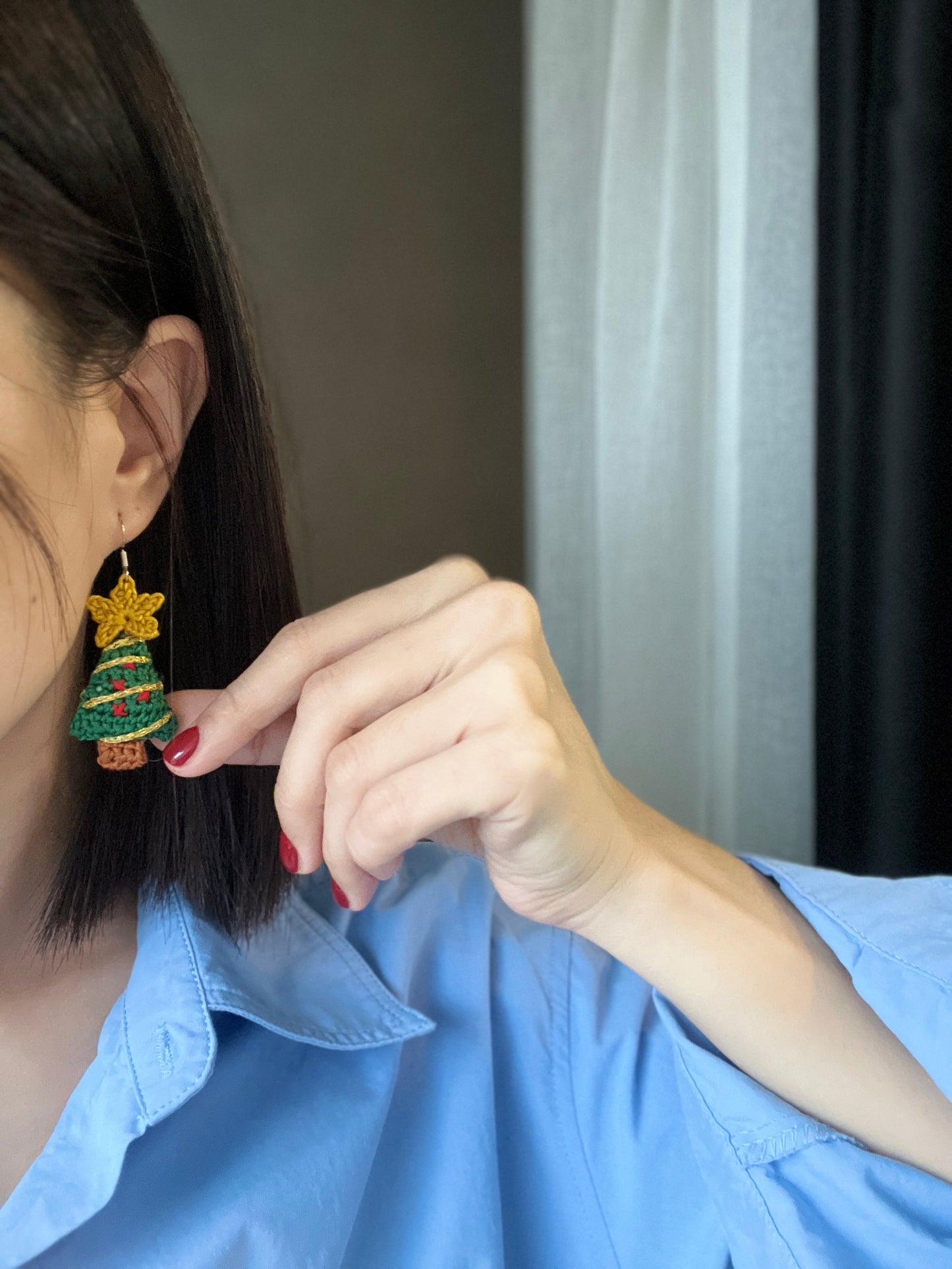 Handmade crochet Christmas tree earrings with s925 hooks
