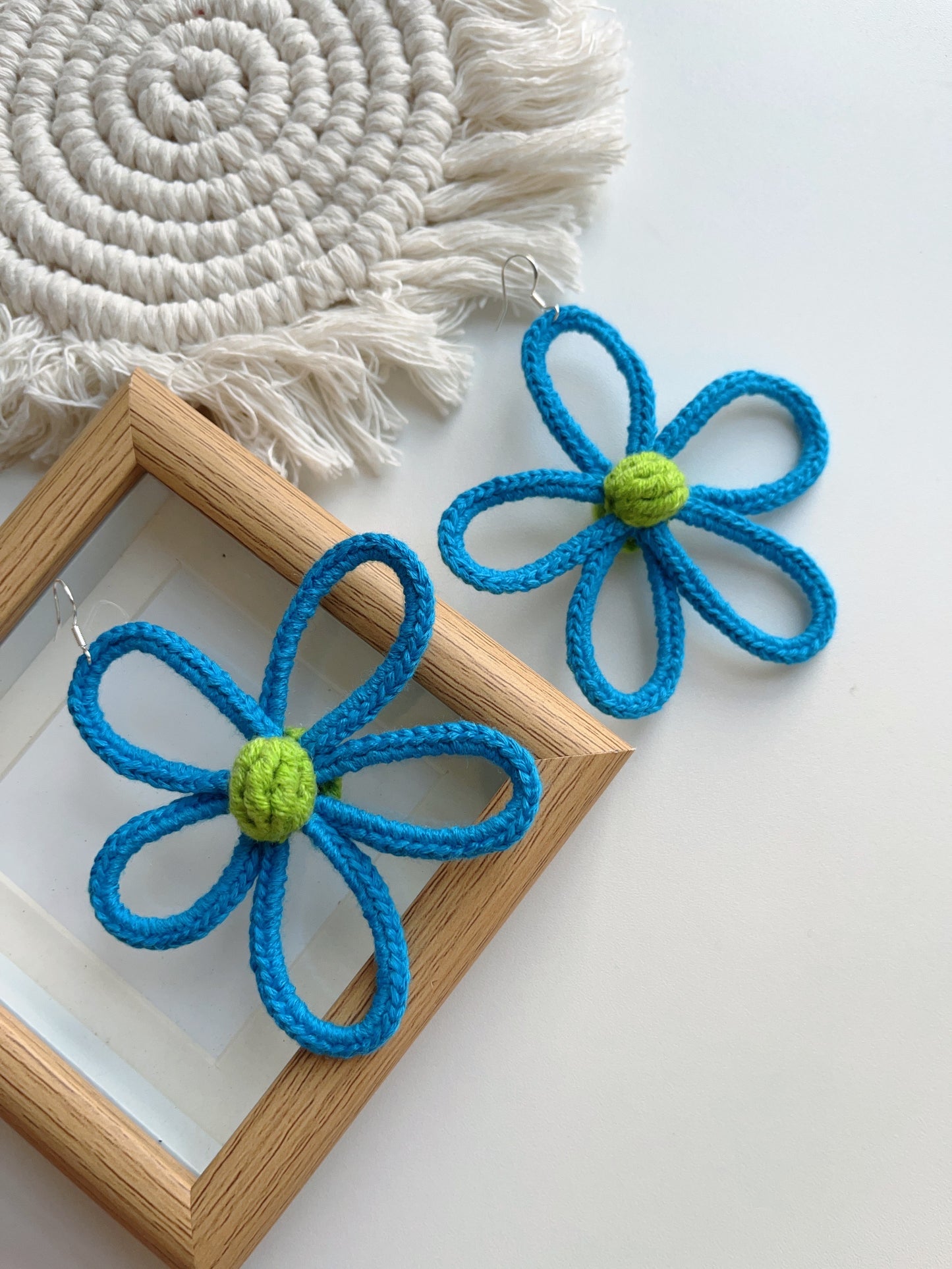 Handmade crochet flower earrings with s925 hooks