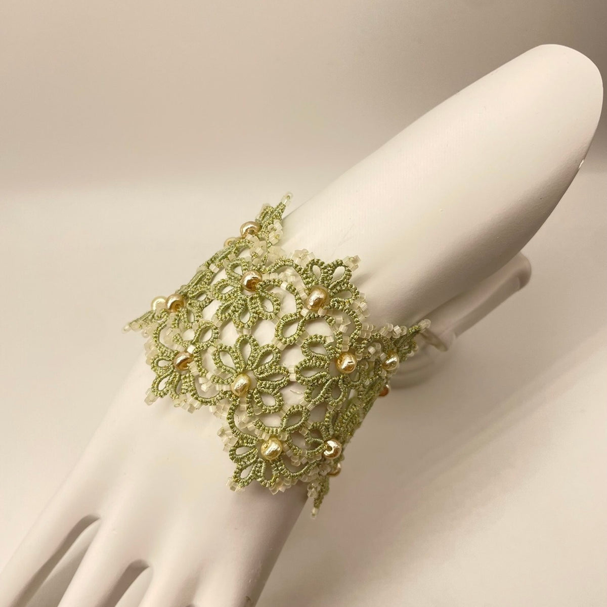 Handmade lace tatting beaded bracelet with Swarovski pearls,antique beads