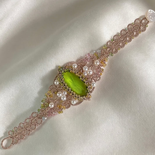 Handmade shuttle tatting beaded bracelet with dongzhou diamond,freshwater pearls,natural gemstone tourmaline