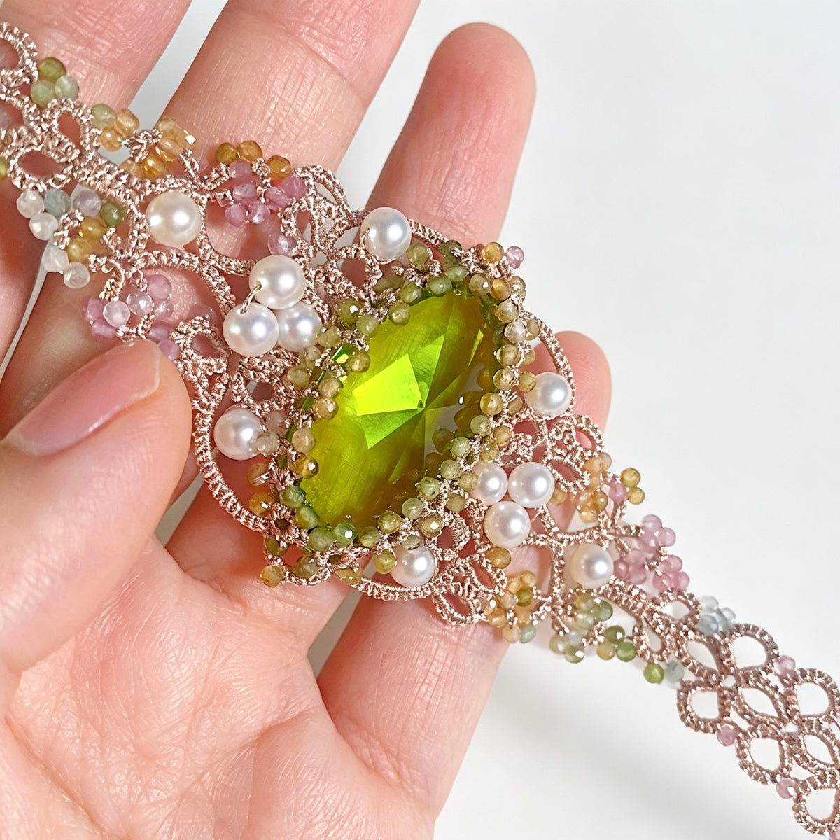 Handmade shuttle tatting beaded bracelet with dongzhou diamond,freshwater pearls,natural gemstone tourmaline