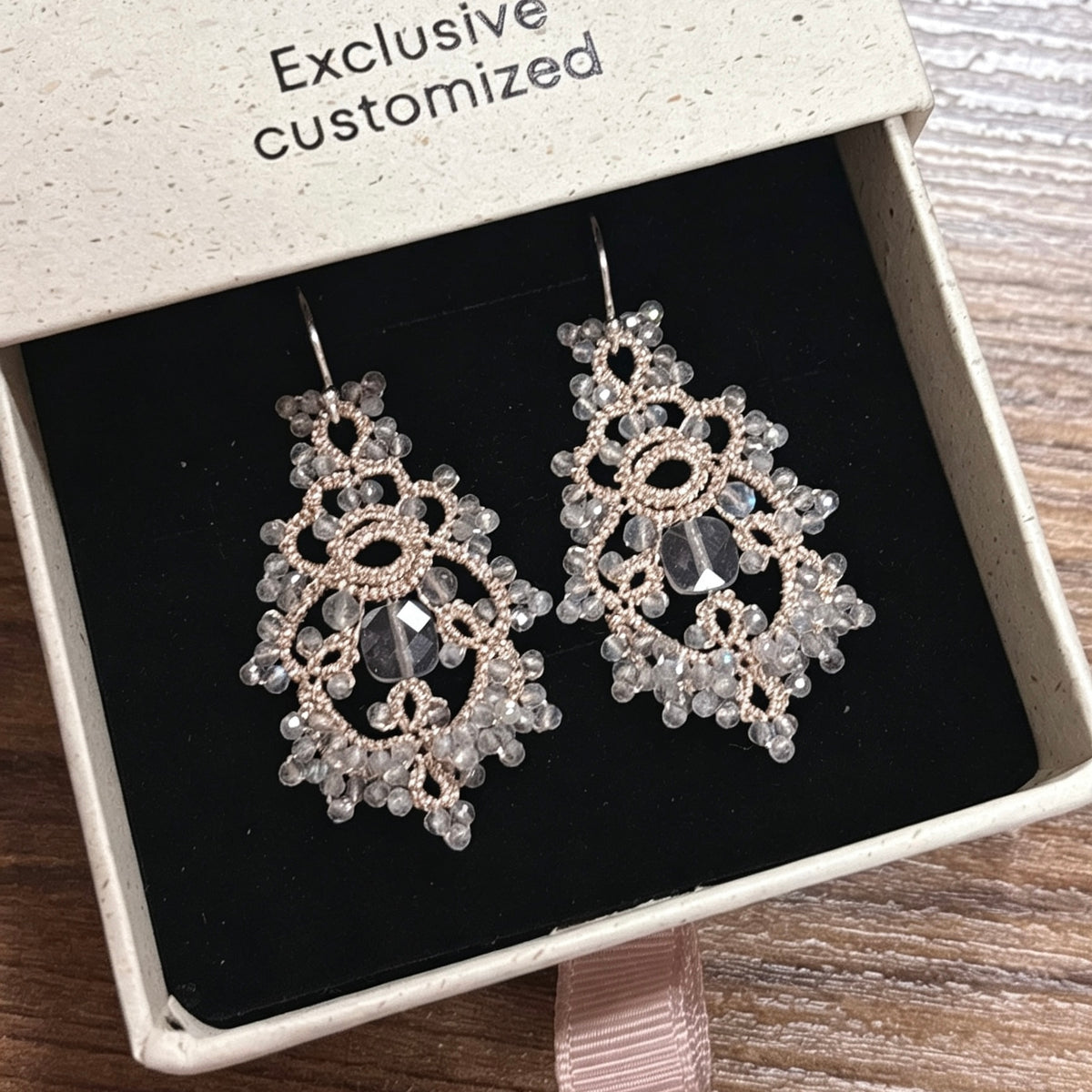Handmade shuttle tatting earrings with natural gemstone labradorite,green sandstone,s925 silver hooks