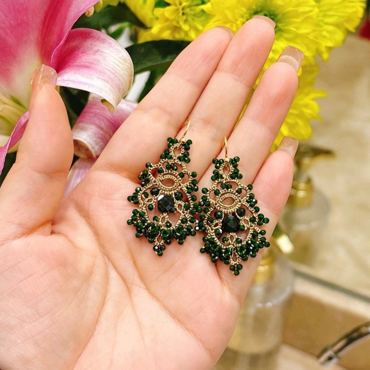 Handmade shuttle tatting earrings with natural gemstone labradorite,green sandstone,s925 silver hooks