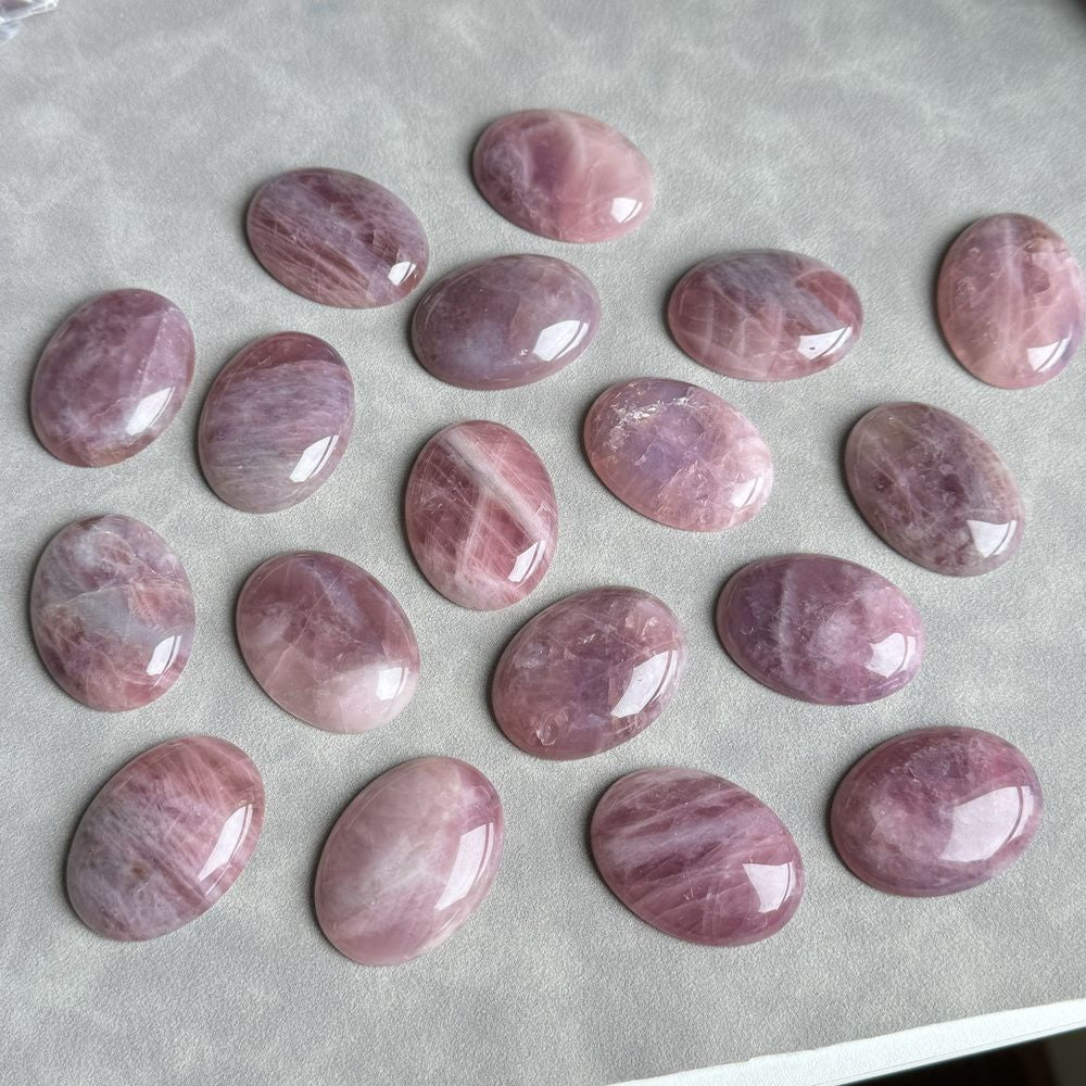 Natural gemstones for jewelry making