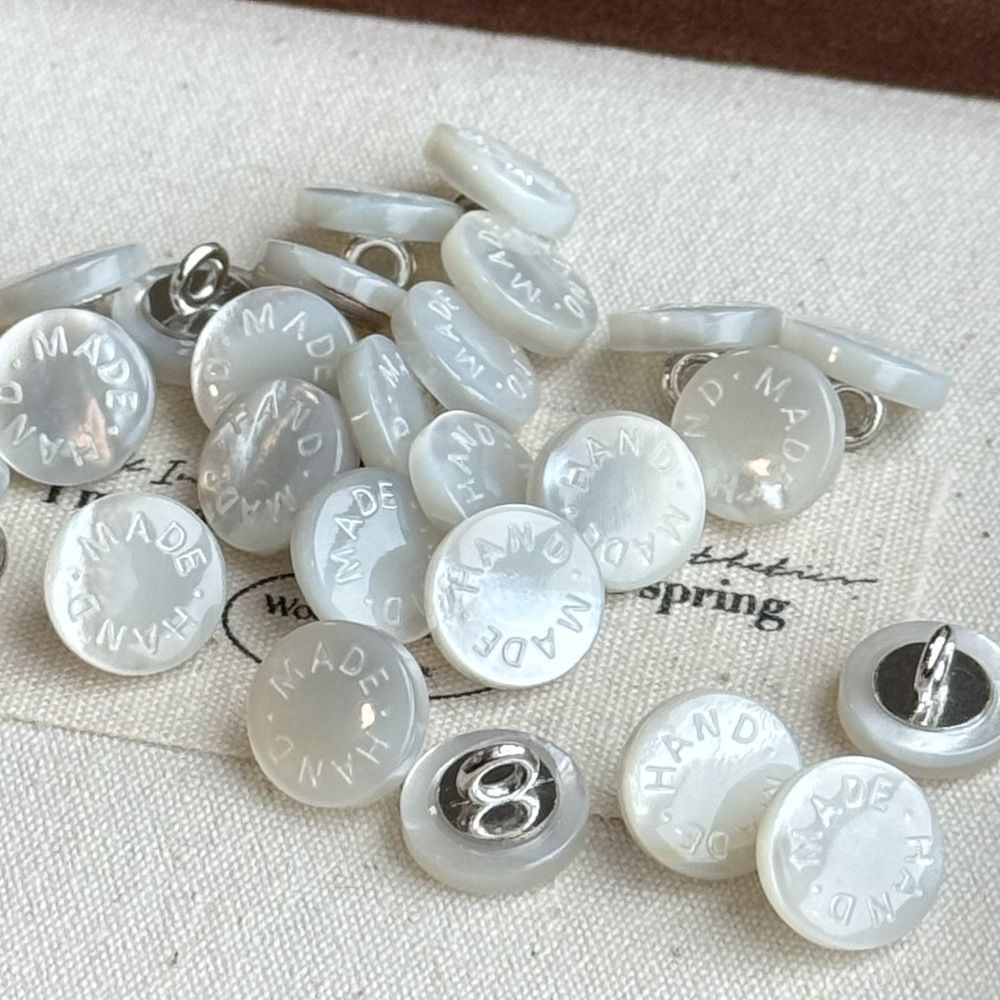 3pcs 10mm White butterfly shell buttons for diy jewelry making