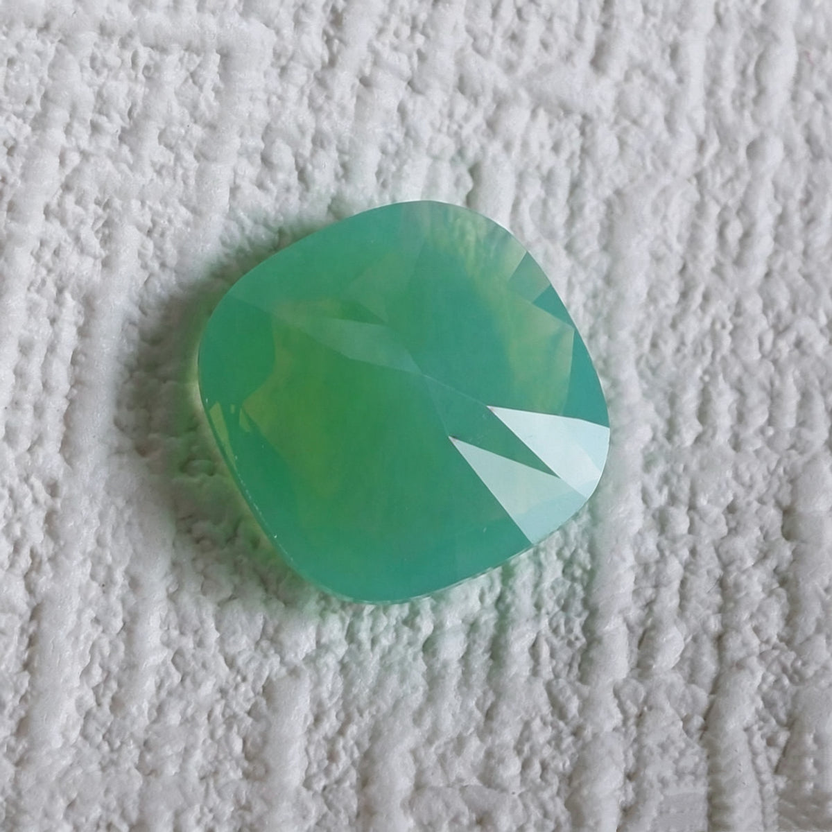 18mm dongzhou diamond square faceted gemstone for jewelry making
