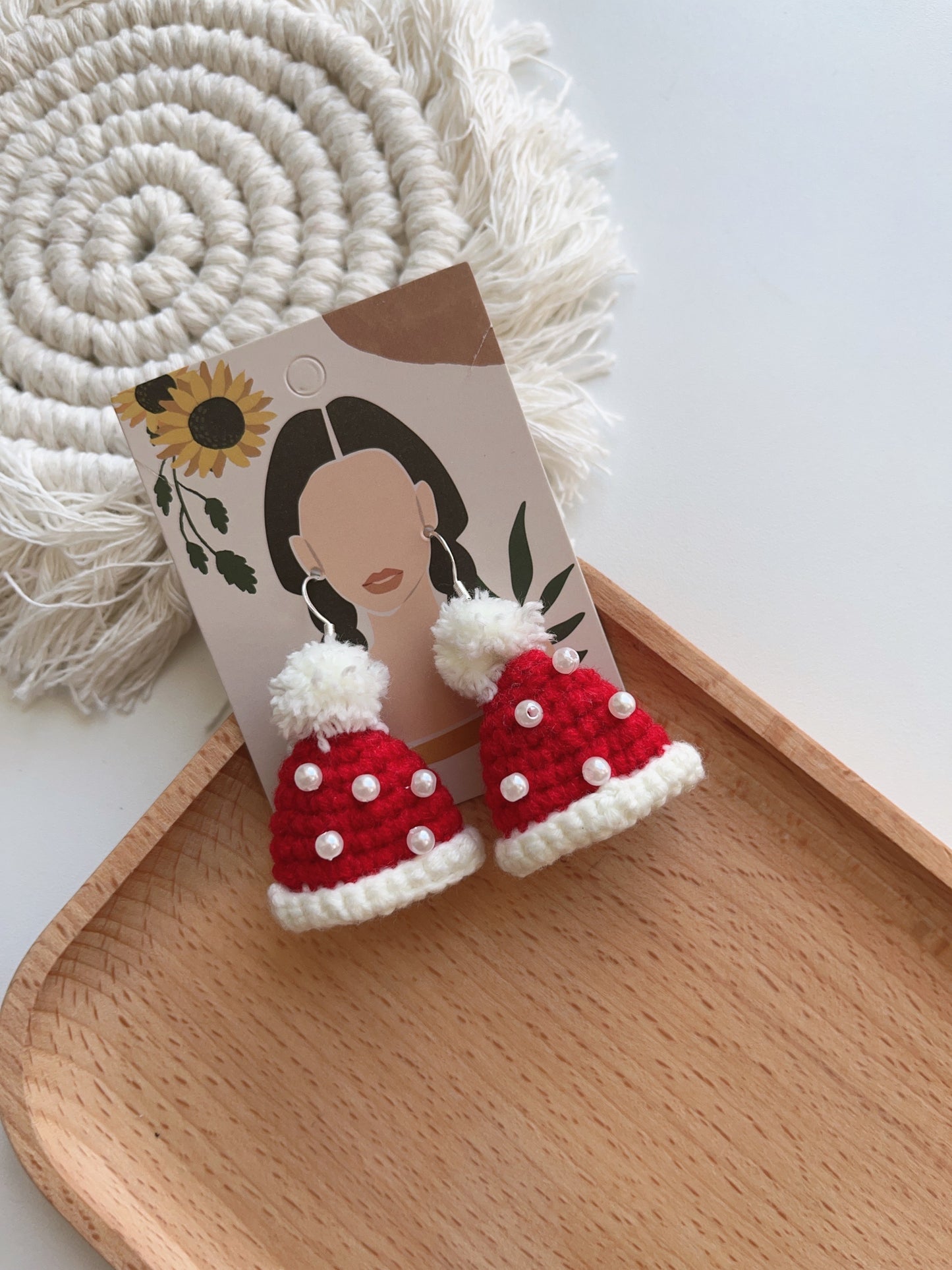 Handmade rochet Christmas hat earrings with s925 hooks