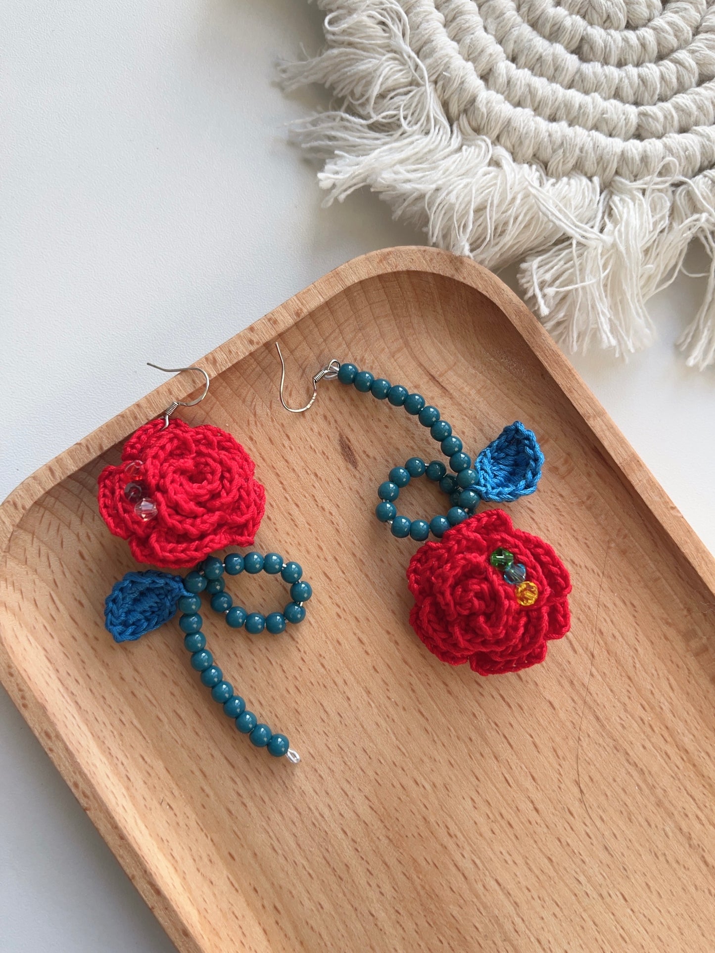 Handmade 3D flower beaded earrings with s925 hooks